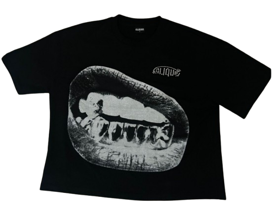 "PRETTY BITCHES" TEE